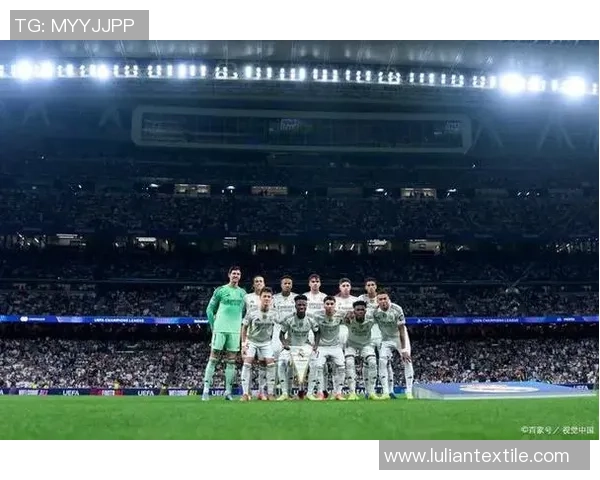 皇马与巴萨激战在即8月17日巅峰对决引发球迷热议